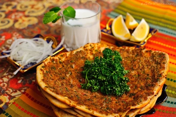 Lahmacun Hamuru Tarifi ve Malzemeleri Lahmacun Hamuru Tarifi ve Malzemeleri