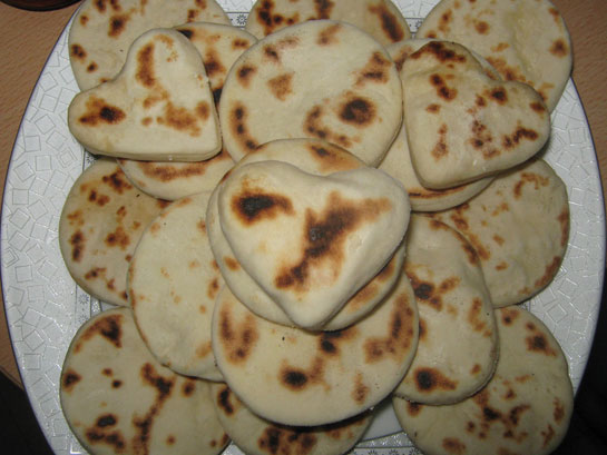 Kahvaltılık Hamur İşleri Tarifi ve Malzemeleri